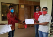 কুষ্টিয়া থেকে বিশেষ তত্বাবধানে ৭শত ধানকাটা শ্রমিক পাঠানো হলো অন্য জেলায়