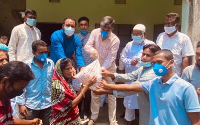 টাঙ্গাইলের ঘটাইলে বিএনপির  ত্রান  বিতরণ