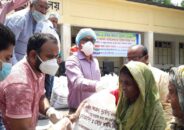 ঘাটাইলে কর্মহীন ৫শত পরিবারের পাশে শাজাহান আকন্দ ফাউন্ডেশন