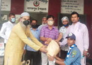 নাগরপুরে স্কাউটদের মাঝে উপহার সামগ্রী বিতরণ 