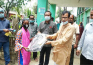 ফুলবাড়ীতে নৃ-গোষ্ঠীর শিক্ষার্থীদের মাঝে নগদ অর্থসহ শিক্ষা উপকরণ বিতরণ