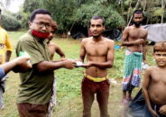 ঠাকুরগাঁওয়ে বেদে পল্লীর বাসিন্দাদের মাঝে স্বাস্থ্যসুরক্ষা উপকরণ বিতরণ
