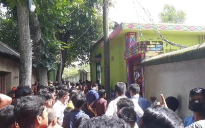 টাঙ্গাইলে স্বামী-স্ত্রী ও দুই সন্তানকে গলাকেটে হত্যা