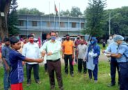 ঠাকুরগাঁওয়ে আদিবাসী শিশুদের মাঝে করোনা প্রতিরোধী সামগ্রী বিতরণ