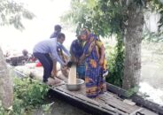 নাগরপুরের ধুবড়িয়া ইউনিয়নে বন্যার্তদের মাঝে ত্রাণ বিতরন
