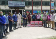 নীলফামারীতে করোনা আক্রান্তদের জন্য পৌর আ.লীগের ফল প্রদান