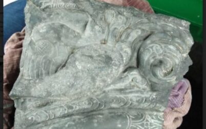 নীলফামারীতে কোটি টাকা মূল্যের কষ্টিপাথর সহ চোরাকারবারি গ্রেফতার