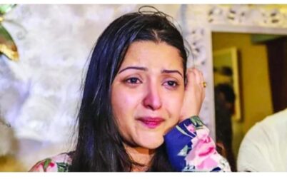 ডিবি অফিসে ফের কাঁদলেন পরীমনি