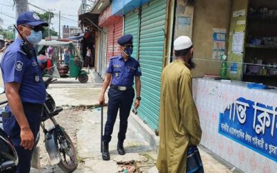 করোনা মোকাবেলায় কাজ করে যাচ্ছে কালিহাতী থানা পুলিশ