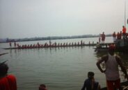 টাঙ্গাইলের বাসাইলে নৌকা বাইচ অনুষ্ঠিত