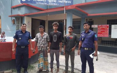টাঙ্গাইলের পৌলী নদী থেকে বালু উত্তোলনের অভিযোগে ৩ জনের কারাদণ্ড