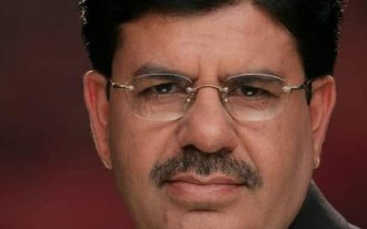 টাঙ্গাইলের ঘাটাইলে মাঠ চষে বেড়াচ্ছেন নৌকার প্রার্থী কামরুল