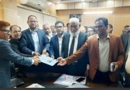 টাঙ্গাইলে  দুই সহোদর পিন্টু -টুকুর মনোনয়ন পত্র ক্রয়