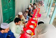 টাঙ্গাইলের কালিহাতীতে আদীফা মেমোরিয়াল ট্রাস্টের ইফতার 