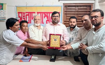 কালিহাতী রিপোর্টার্স ইউনিটির সাথে বিদায়ী ইউএনওর মতবিনিময়